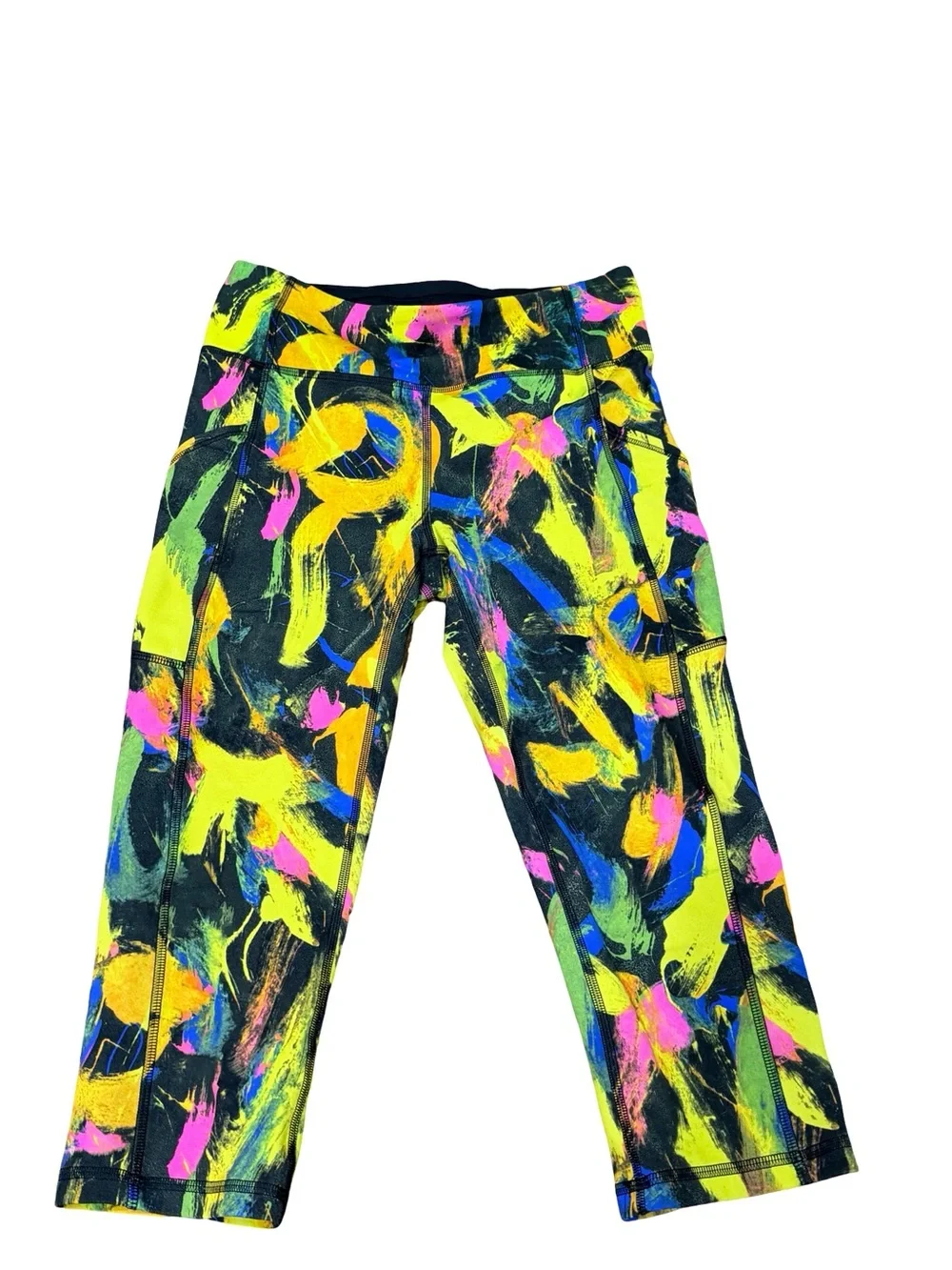 ✨ Lululemon Invigorate High-Rise‎ Crop 17